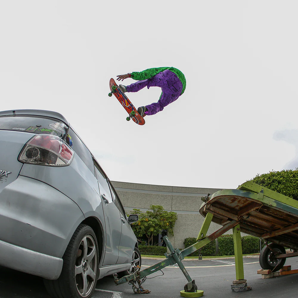 Deep Purple Gecko Wall '90's Beach Pants - Image 4